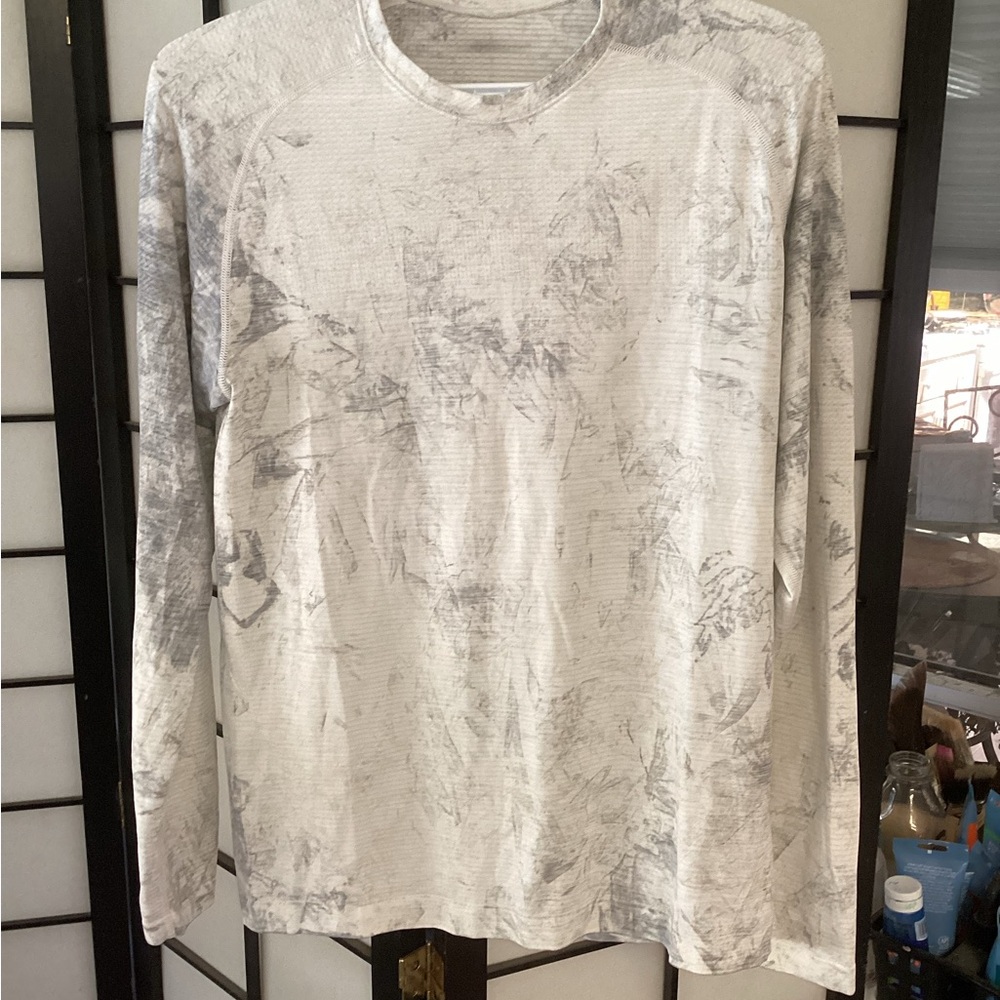 Lululemon Metal Vent Tech Long Sleeve Chalk Wash Men’s Size XS